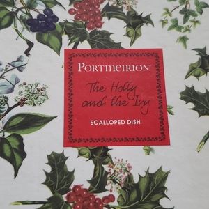 Portmeirion The Holly and the Ivy scalloped dish